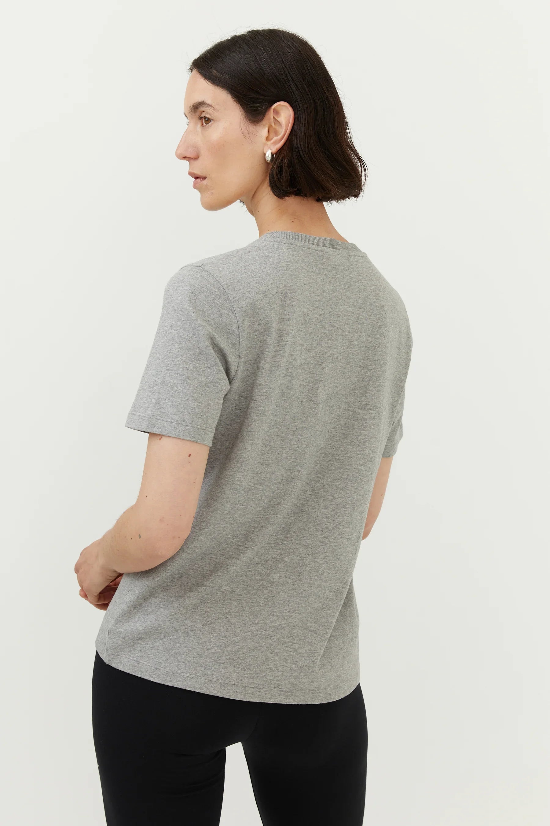 Classic Tee Heather Grey – The Slow Label