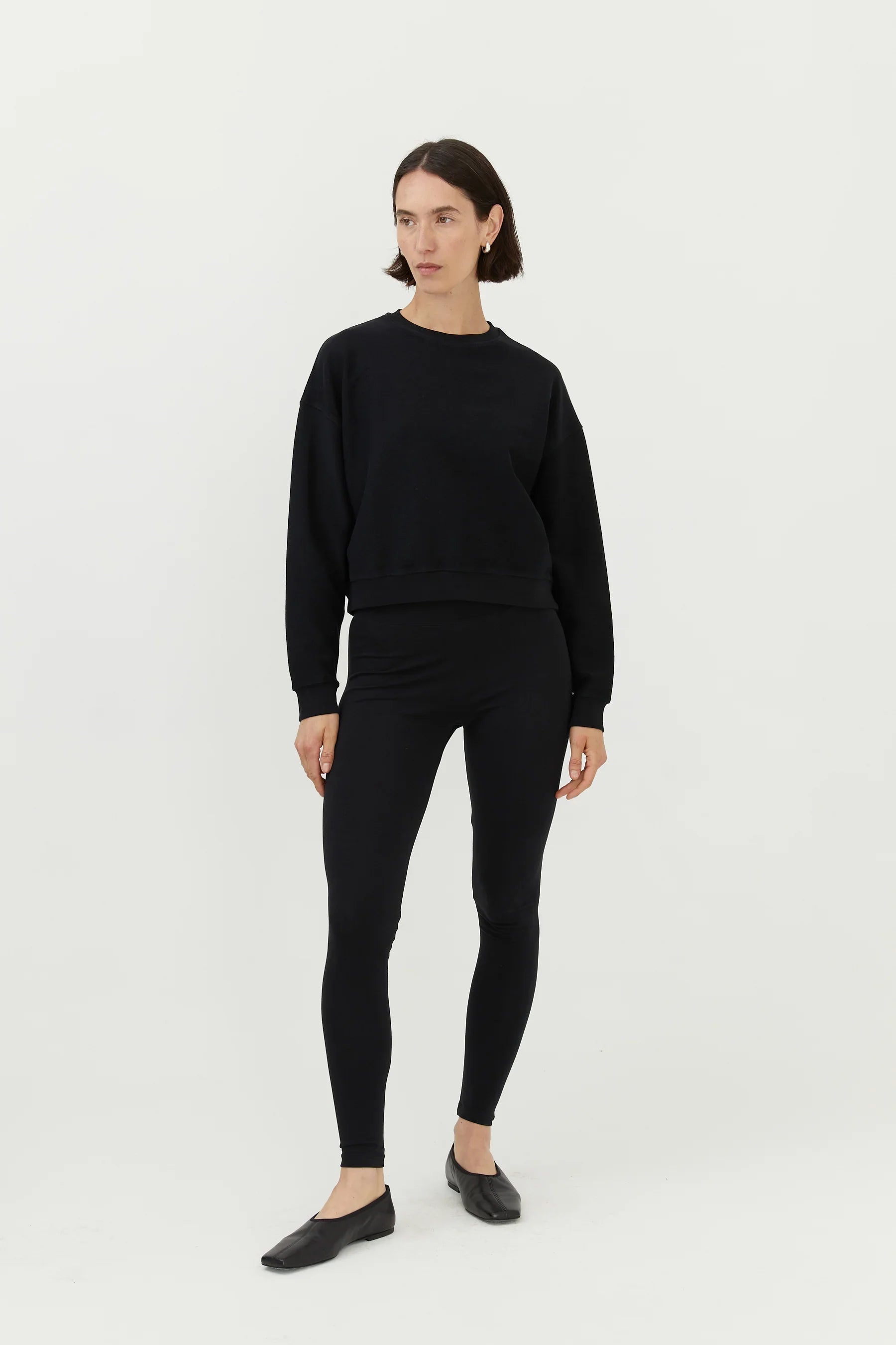 Inside-Out Sweatshirt Black | Sustainable Women's Sweatshirts
