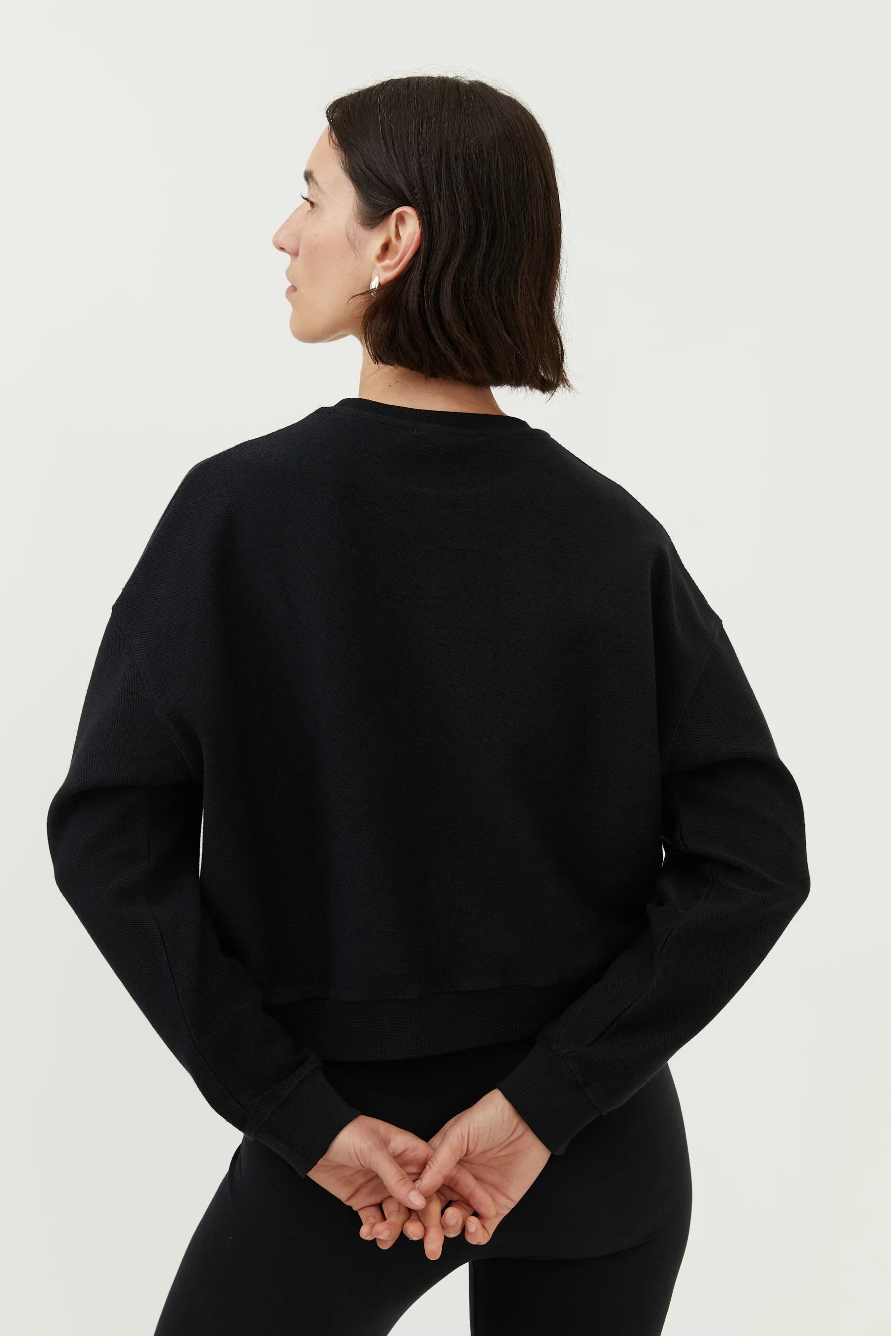 Inside-Out Sweatshirt Black | Sustainable Women's Sweatshirts
