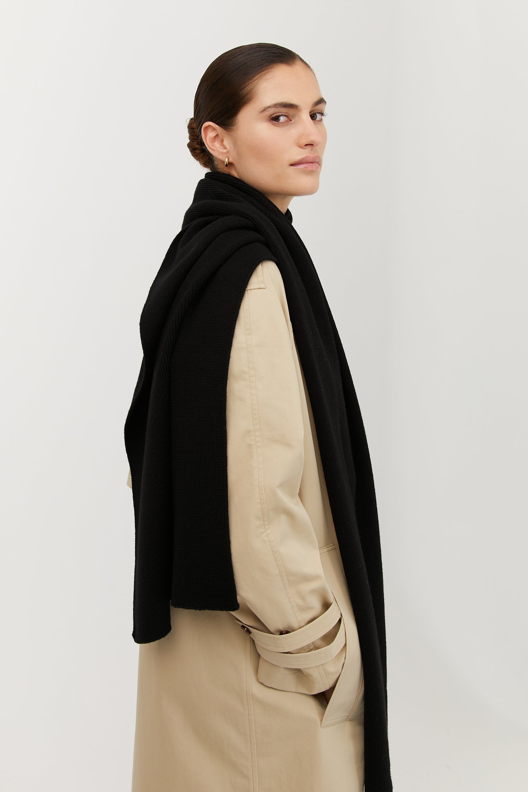 Womens black knitted scarf hotsell