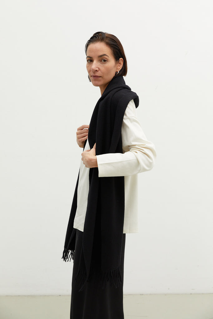 Woven Scarf Black – The Slow Label