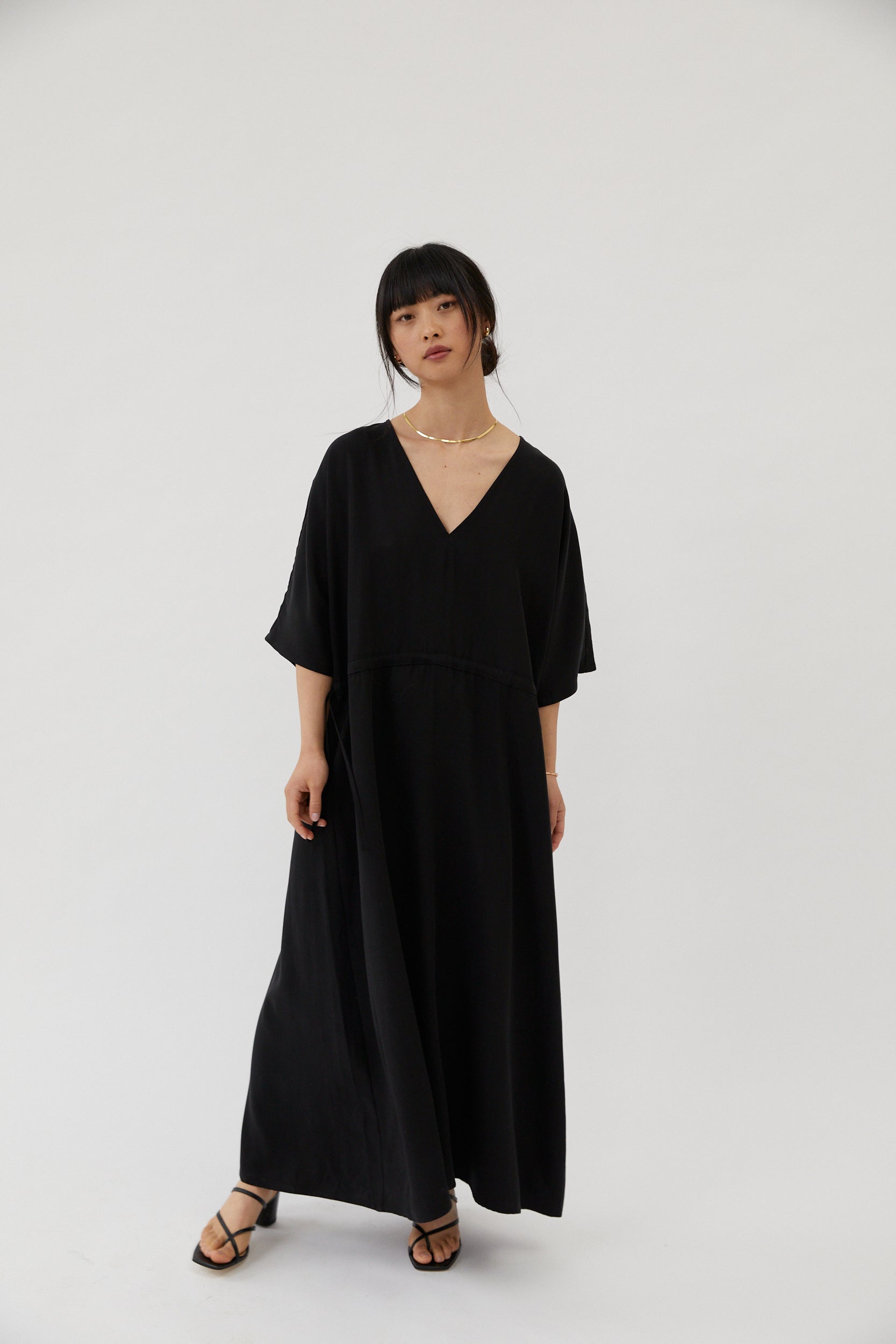 V clearance label dresses